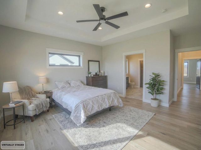 1813 Arbor Ridge Way, Janesville, WI 53548