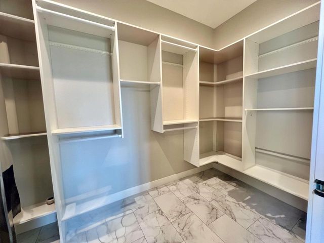 1813 Arbor Ridge Way, Janesville, WI 53548