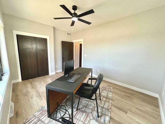 1813 Arbor Ridge Way, Janesville, WI 53548