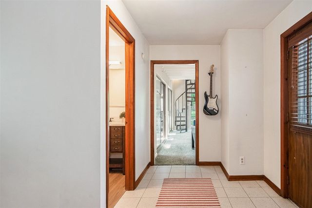 1753 Breton Road, Grand Rapids, MI 49506