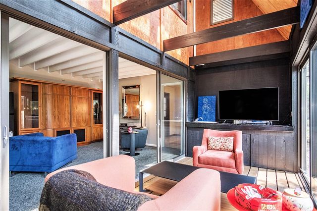 1753 Breton Road, Grand Rapids, MI 49506