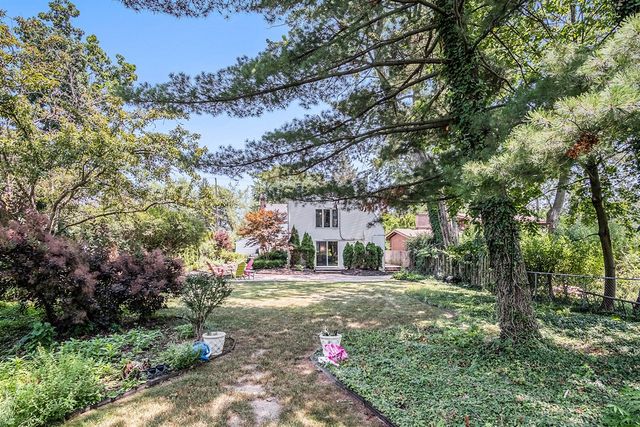 1753 Breton Road, Grand Rapids, MI 49506