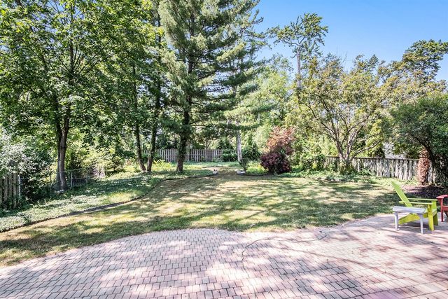 1753 Breton Road, Grand Rapids, MI 49506