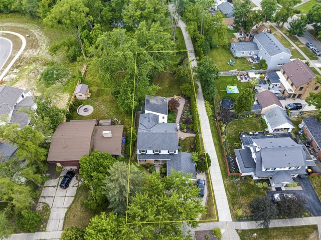 1753 Breton Road, Grand Rapids, MI 49506