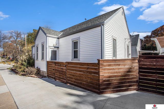 3521 D Street, Lincoln, NE 68510