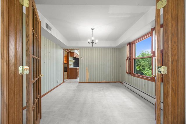 2828 N 122nd STREET, Wauwatosa, WI 53222