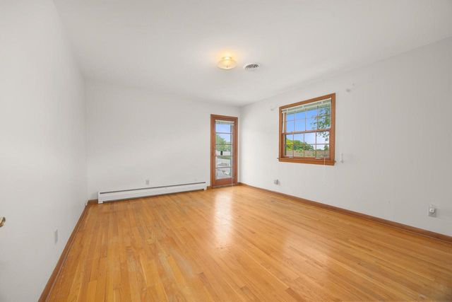 2828 N 122nd STREET, Wauwatosa, WI 53222