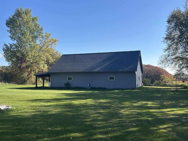 W5102 CARNEY ROAD, Hilbert, WI 54129