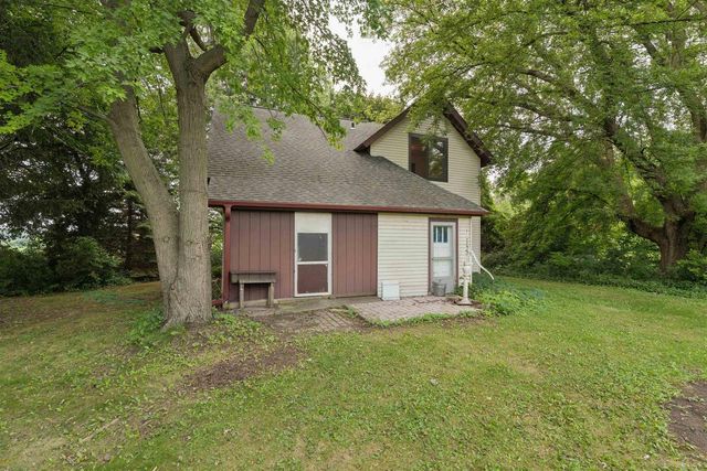 W5102 CARNEY ROAD, Hilbert, WI 54129