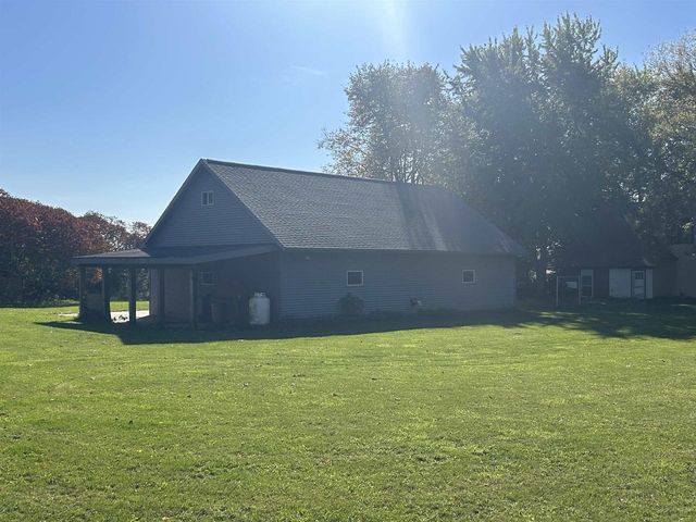 W5102 CARNEY ROAD, Hilbert, WI 54129