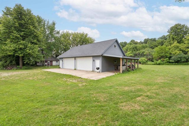 W5102 CARNEY ROAD, Hilbert, WI 54129