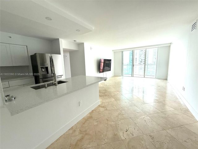 1155 Brickell Bay Dr 1703, Miami, FL 33131