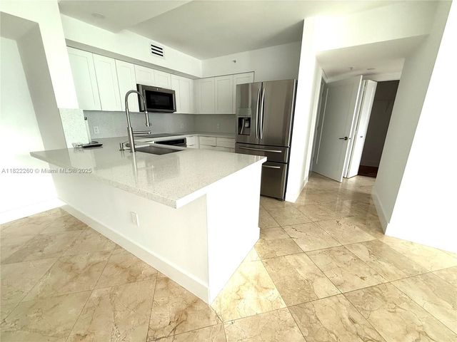 1155 Brickell Bay Dr 1703, Miami, FL 33131