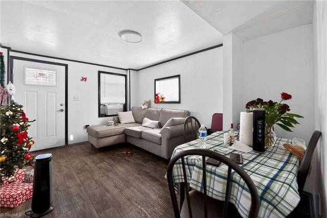 206 May Street, Eden, NC 27288