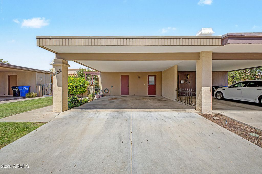 6020 N 10TH Avenue, Phoenix, AZ 85013