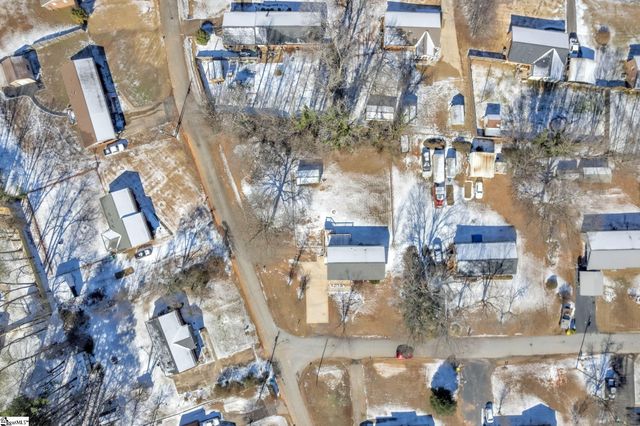 136 Crestview Drive, Cowpens, SC 29330