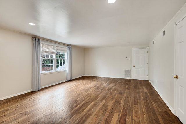 271 WAKEFIELD DR, Memphis, TN 38117