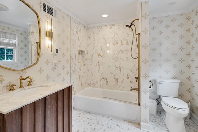 271 WAKEFIELD DR, Memphis, TN 38117