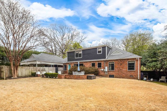 271 WAKEFIELD DR, Memphis, TN 38117