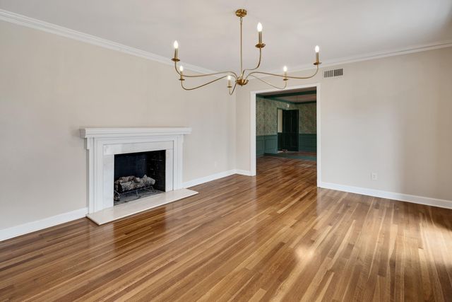 271 WAKEFIELD DR, Memphis, TN 38117