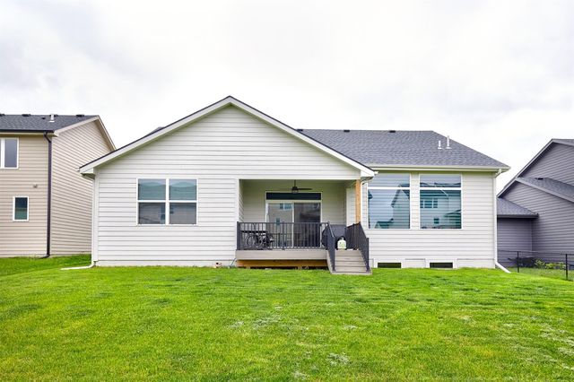 2735 SE Florence Drive, Waukee, IA 50263