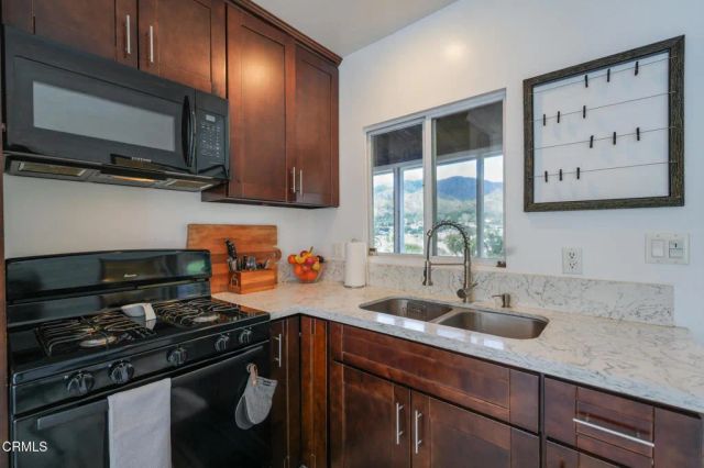 7078 High Cliff Trail, Tujunga, CA 91042