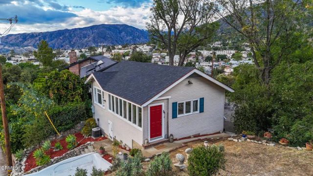 7078 High Cliff Trail, Tujunga, CA 91042