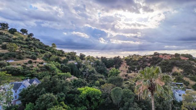 7078 High Cliff Trail, Tujunga, CA 91042
