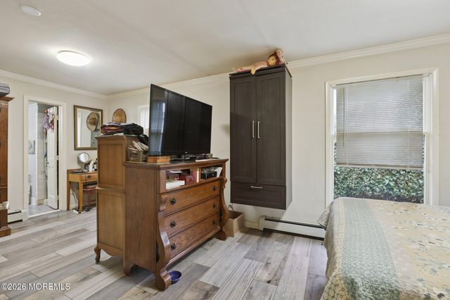 36 Gladney Avenue, Toms River, NJ 08753