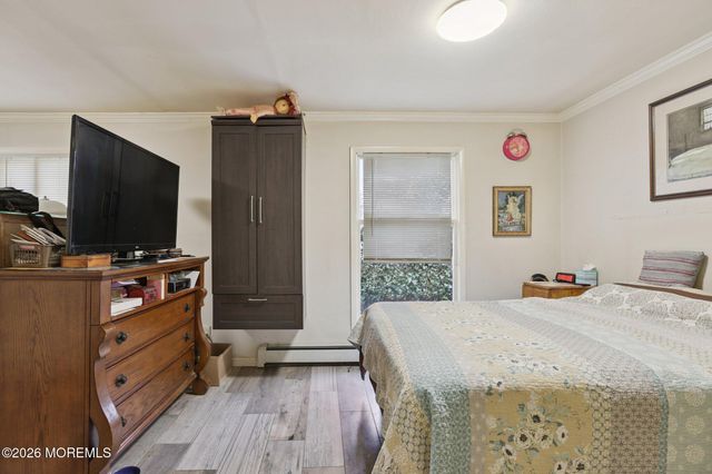 36 Gladney Avenue, Toms River, NJ 08753