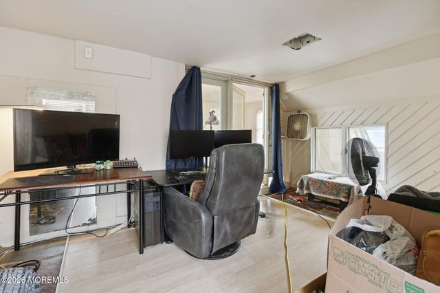 36 Gladney Avenue, Toms River, NJ 08753