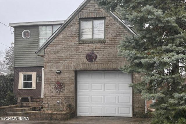 36 Gladney Avenue, Toms River, NJ 08753