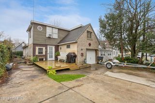 36 Gladney Avenue, Toms River, NJ 08753