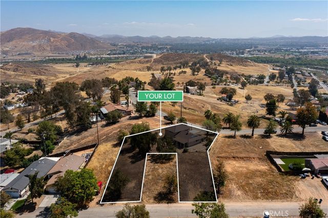 29541 Nichols Street, Lake Elsinore, CA 92530