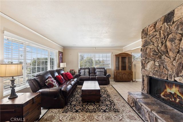 29541 Nichols Street, Lake Elsinore, CA 92530