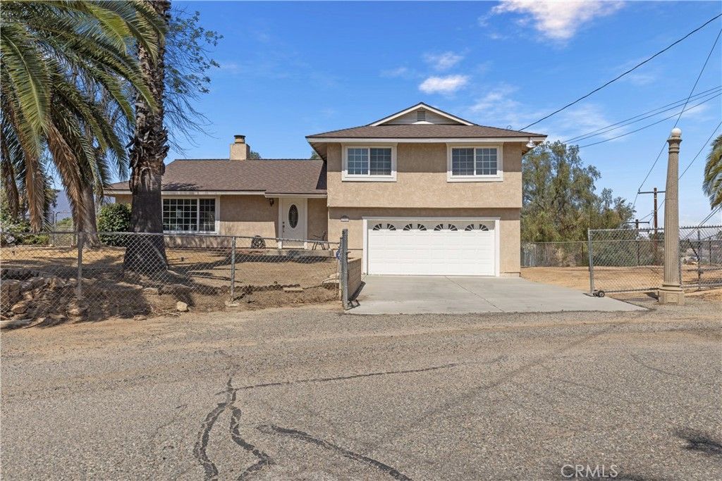 Image 1 of property listing at 29541 Nichols Street, Lake Elsinore, CA 92530