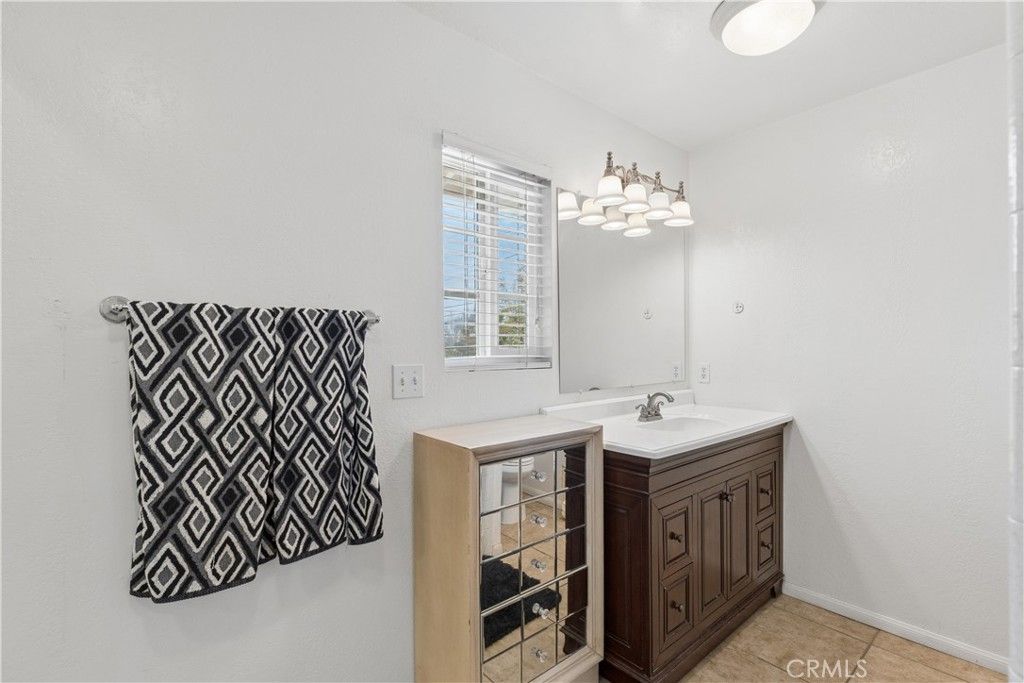 Image 18 of property listing at 29541 Nichols Street, Lake Elsinore, CA 92530