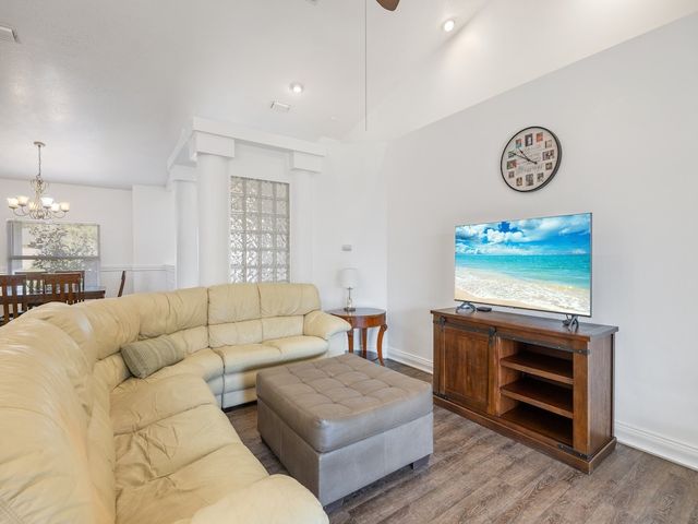 497 Alamanda Avenue, Sebastian, FL 32958