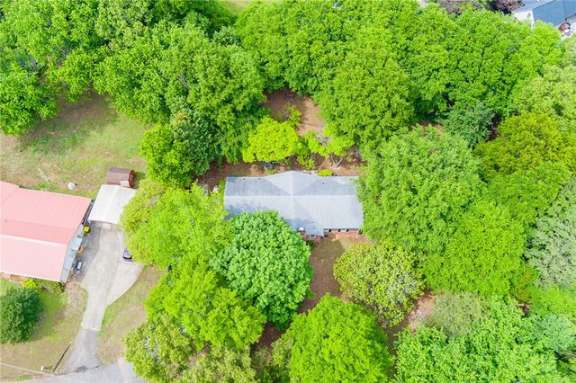 205 Southgate Circle, Piedmont, SC 29673