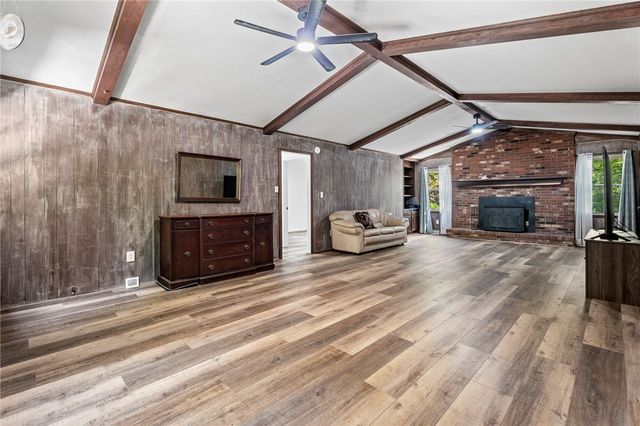 205 Southgate Circle, Piedmont, SC 29673