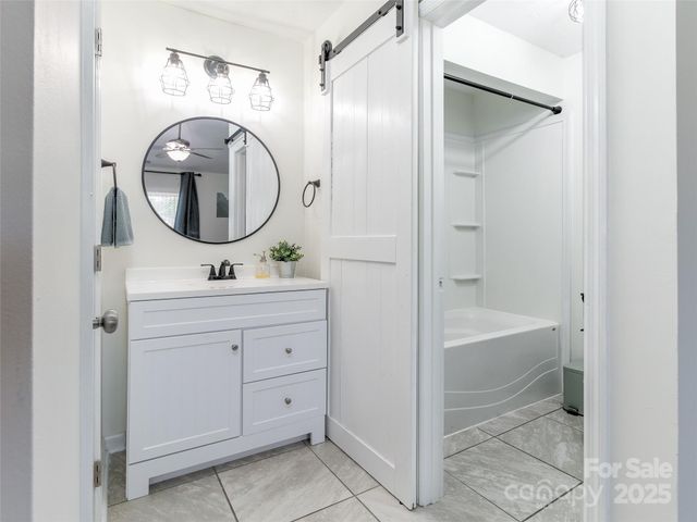 792 Algood Avenue, Hope Mills, NC 28348