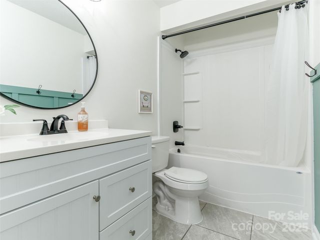 792 Algood Avenue, Hope Mills, NC 28348