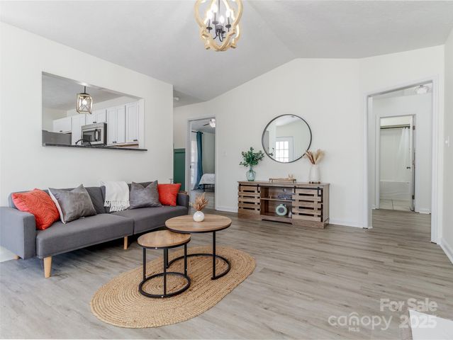 792 Algood Avenue, Hope Mills, NC 28348