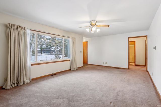 1670 W Old Waynetown Road, Crawfordsville, IN 47933