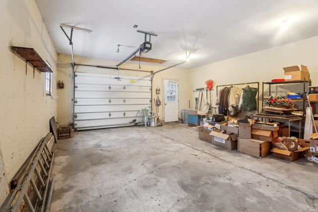 1670 W Old Waynetown Road, Crawfordsville, IN 47933