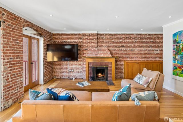 1022 Powell Street 2, San Francisco, CA 94108