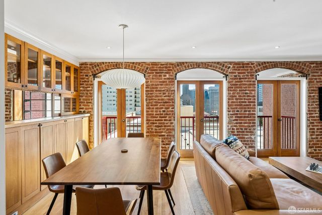 1022 Powell Street 2, San Francisco, CA 94108