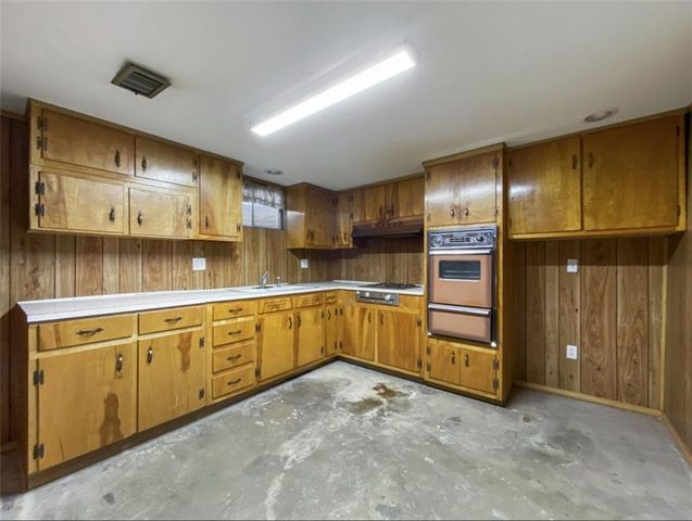 4120 S Cottage Avenue, Independence, MO 64055