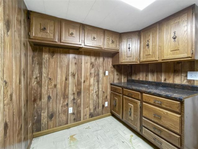 4120 S Cottage Avenue, Independence, MO 64055