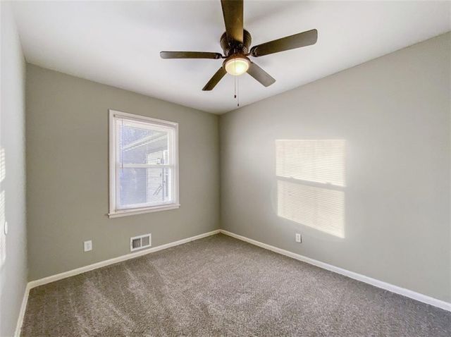 4120 S Cottage Avenue, Independence, MO 64055